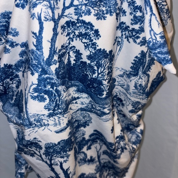 🌸5/$15 - Picture 3 of 5